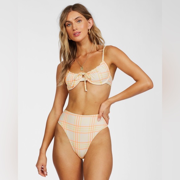 Billabong ☀️ Plaid Textured Ruched Underwire Bikini Top | High Maui Bottom - Picture 3 of 16